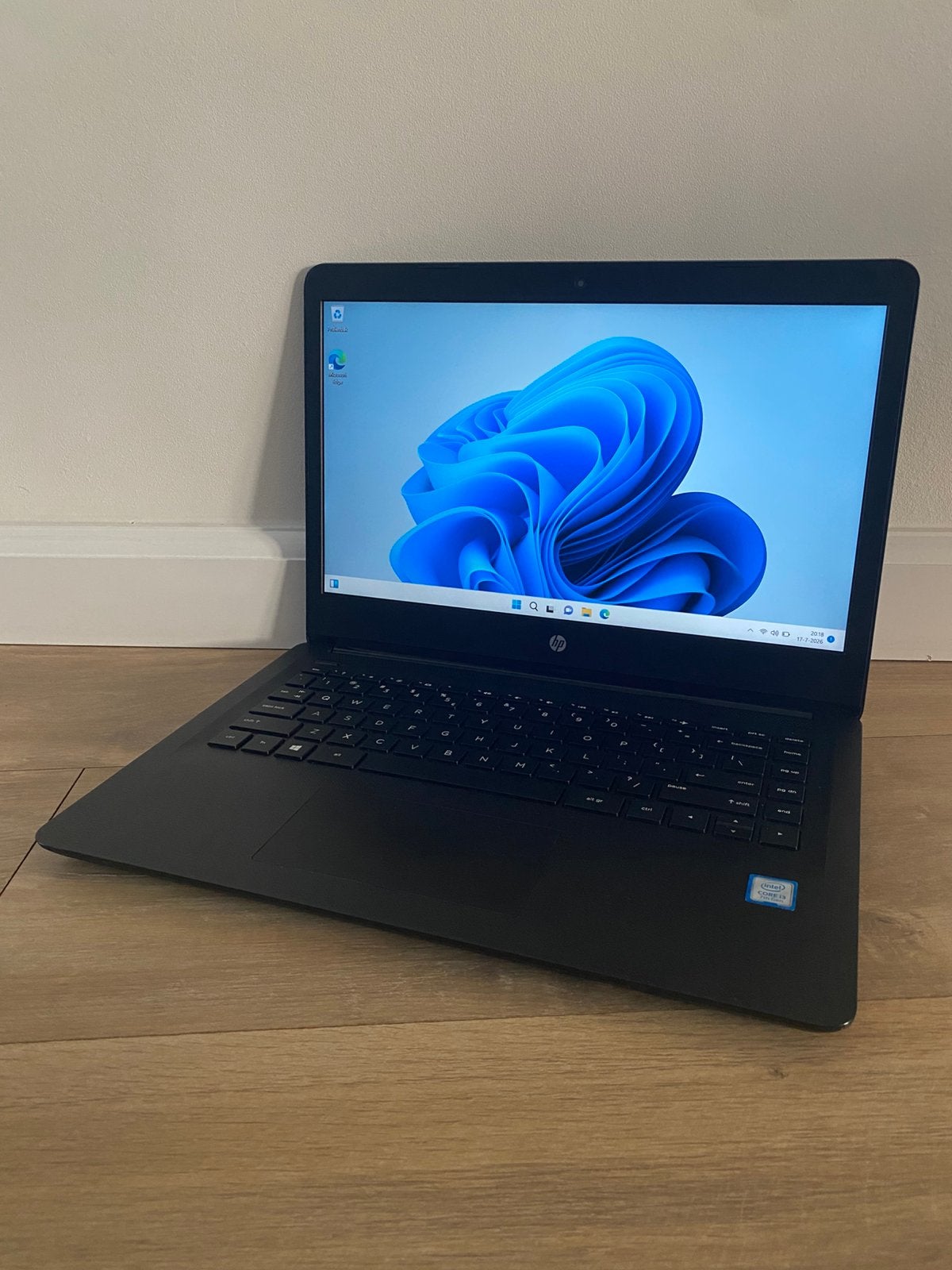 HP 14-BP061ND - i3-7100U, 6GB RAM, 128GB SSD & 1TB HDD, Ophalen, 2 tot 3 Ghz, Qwerty, 8 GB