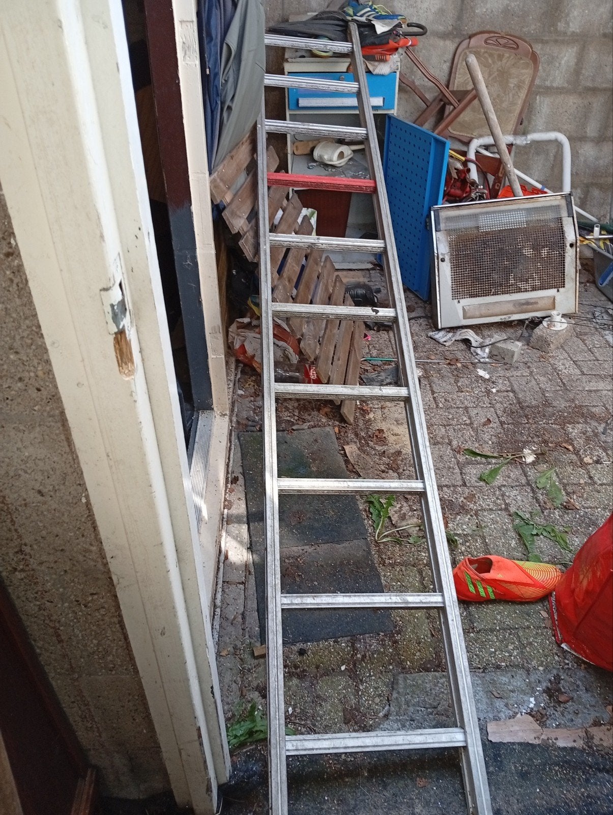 Gebruikte ladder, 2 tot 4 meter, ideaal voor klusjes, Ophalen of Verzenden