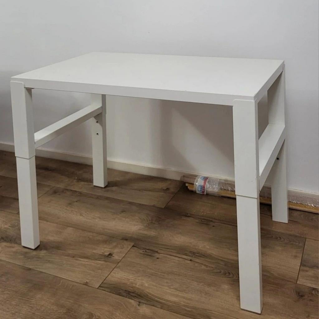IKEA wit bureau - Compact en modern, Huis en Inrichting, Bureaus, Ophalen of Verzenden