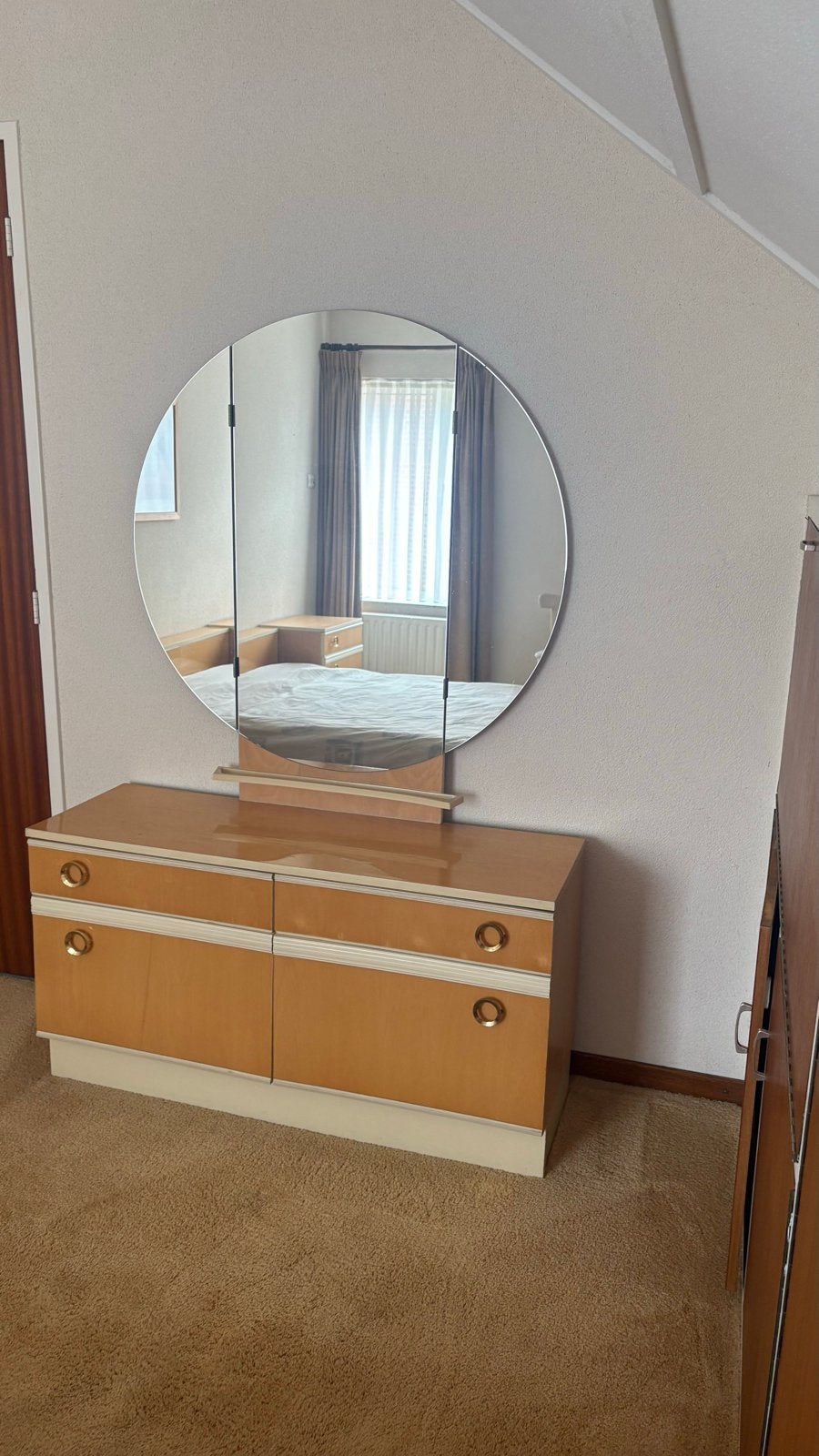 BIEDEN Vintage slaapkamer , bed,kledingkast, kapspiegel, Ophalen, Gebruikt, Twijfelaar, Vintage