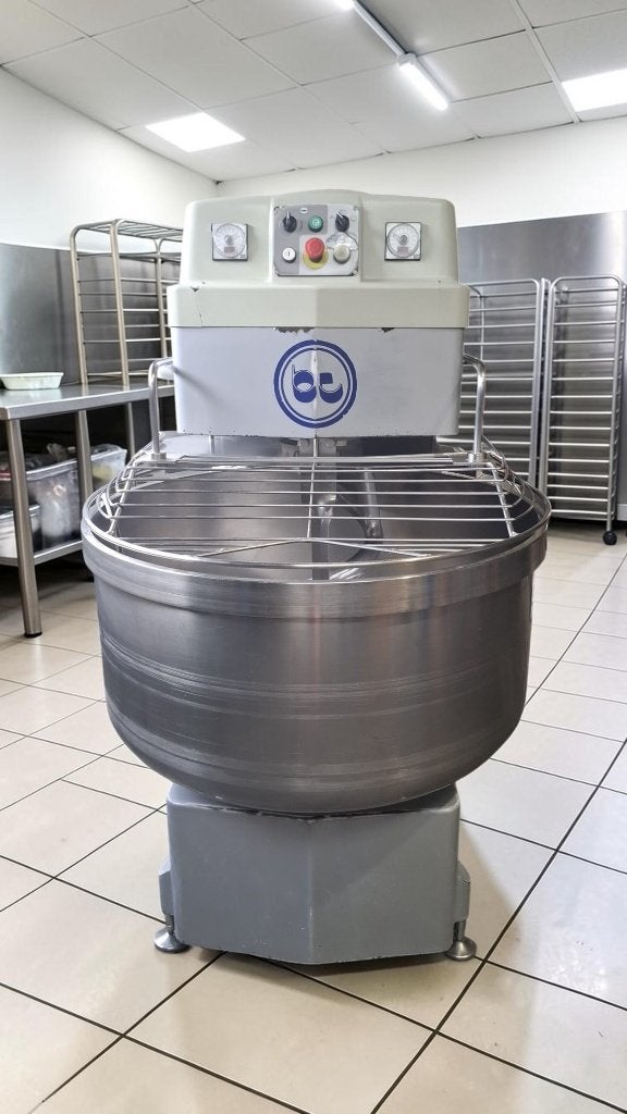 Spiraalkneder, deegkneder 200kg deeg Mondial Forni, 4 liter of meer, Ophalen, Gebruikt, 2 snelheden