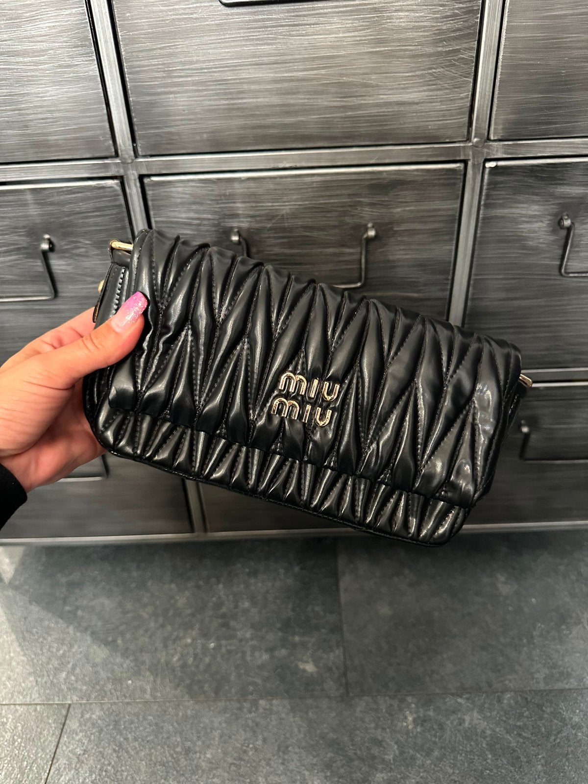 Miu miu tas zwart, Ophalen, Nieuw, Schoudertasje
