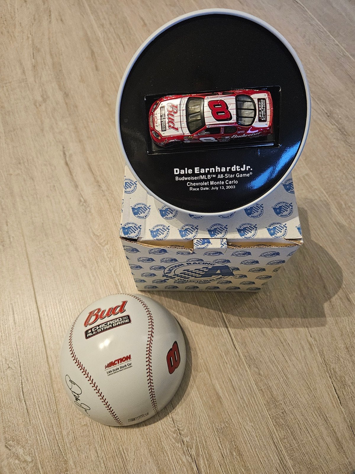 Dale Earnhardt Jr. NASCAR miniatuur in baseball blik, Verzamelen, Ophalen of Verzenden, Zo goed als nieuw, Auto's