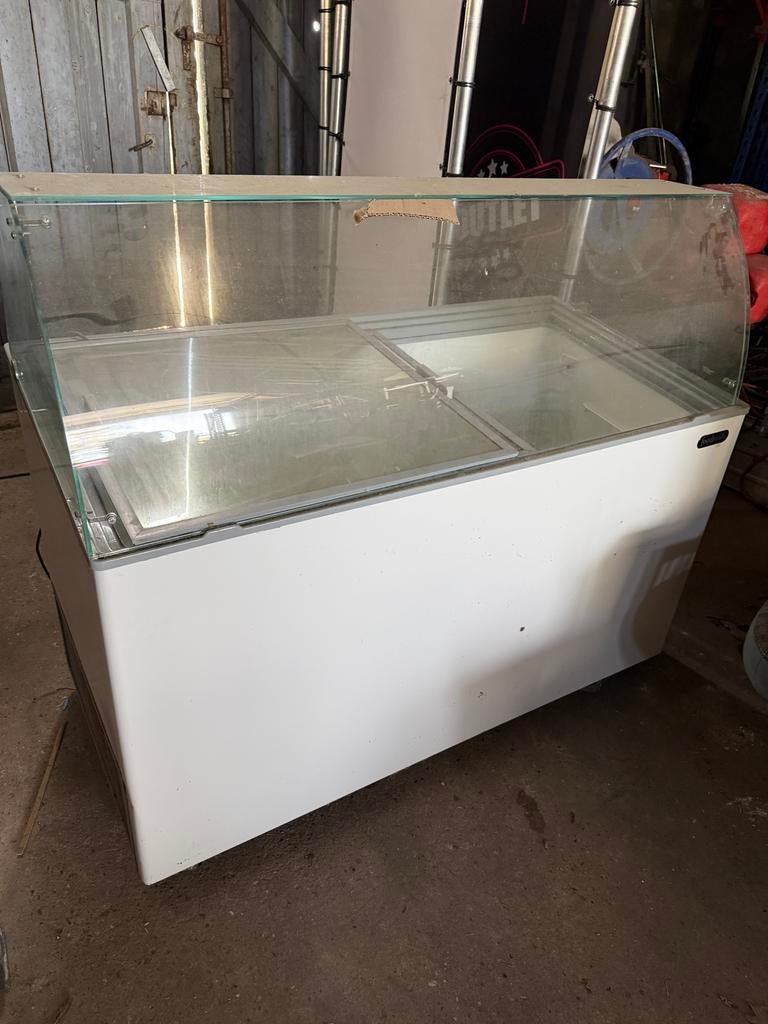CombiSteel vriesvitrine / ijvitrine, Ophalen, Gebruikt, Koelen en Vriezen
