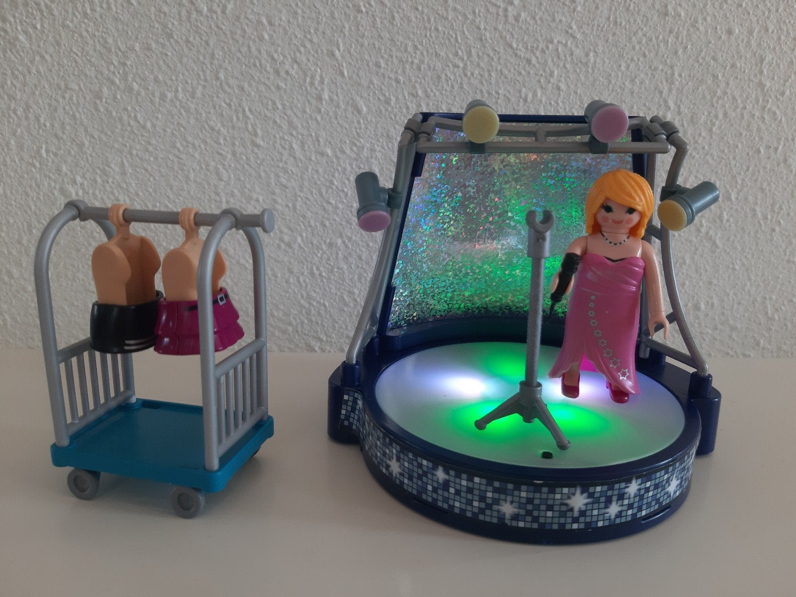Playmobil Family Fun - Podium met artieste (6983) MET LICHT!, Complete set, Zo goed als nieuw, Family fun, Ophalen of Verzenden