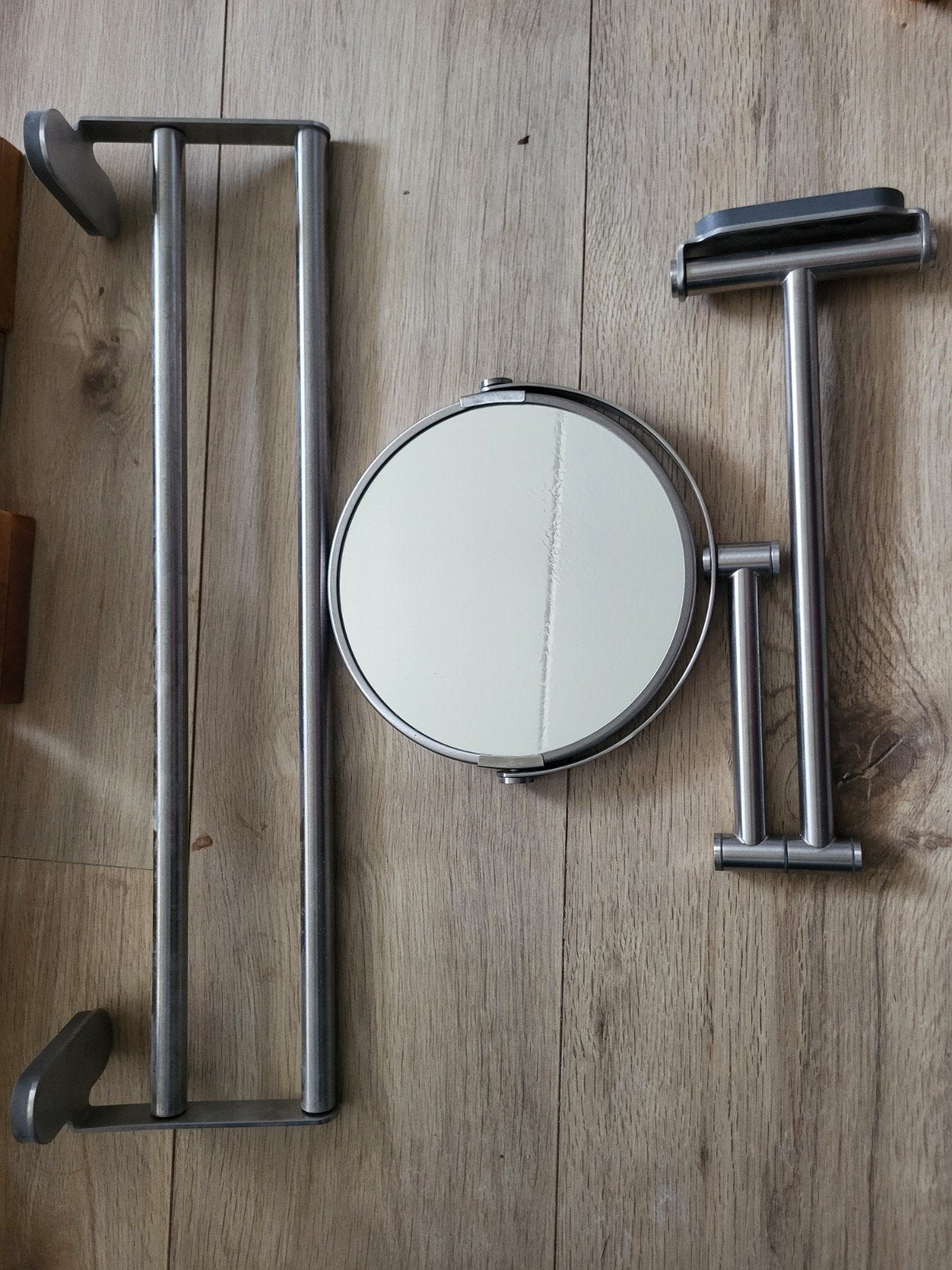 IKEA Make-up spiegel en handdoekrek - Roestvrij staal, Ophalen of Verzenden