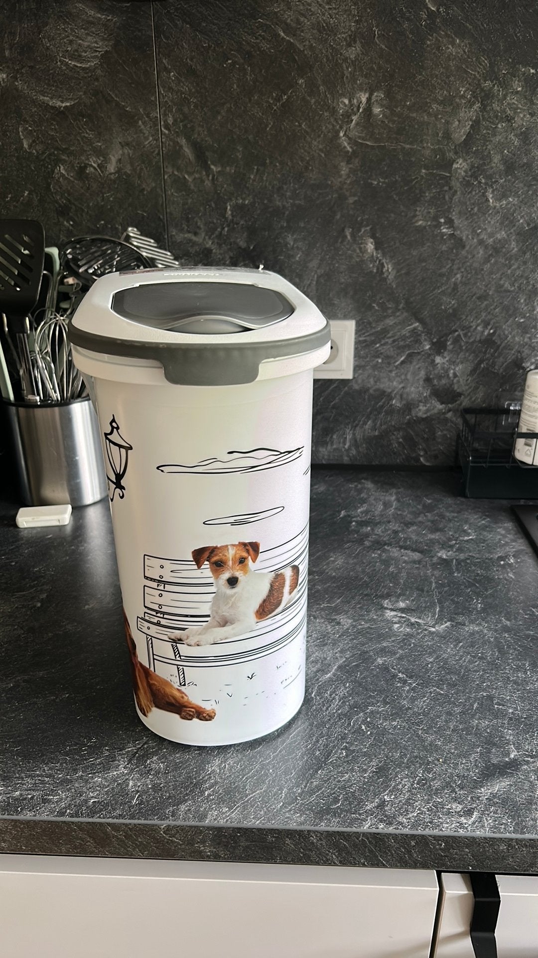Curver voerton, Ophalen of Verzenden, Hond