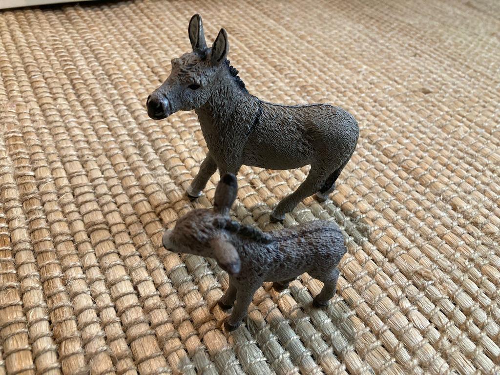 Schleich Ezels moeder en veulen - Nieuw, Ophalen of Verzenden, Nieuw, Jongen of Meisje