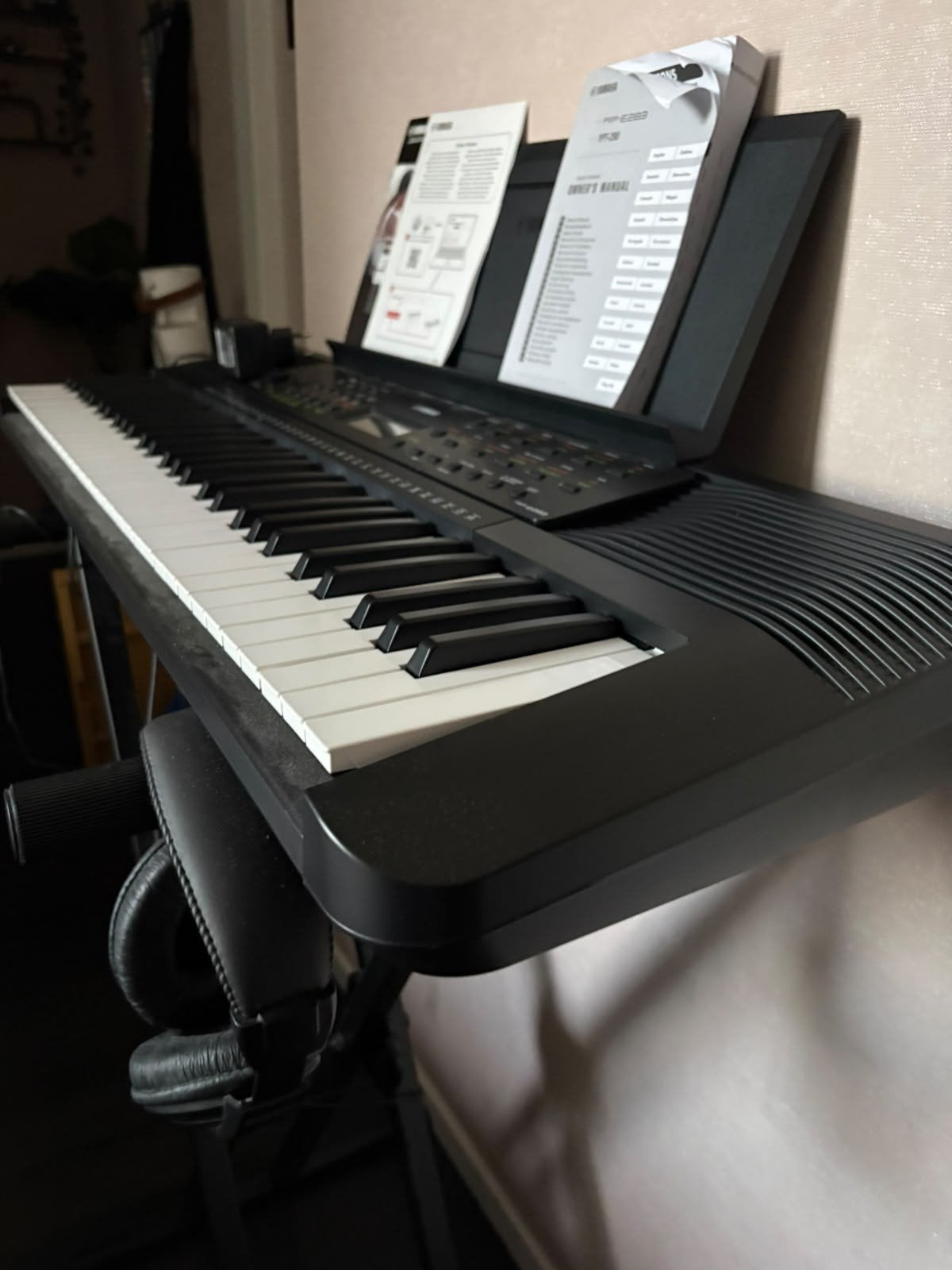 Yamaha PSR-E283 Keyboard met Fazley FKB-050 en Innox statief, Ophalen, 61 toetsen, Yamaha, Zo goed als nieuw
