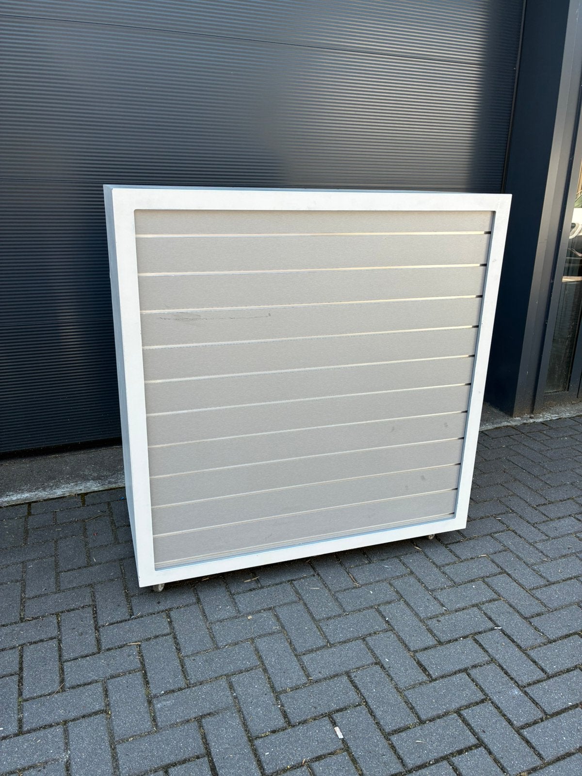 Slatwall kasten, Ophalen of Verzenden, Zo goed als nieuw