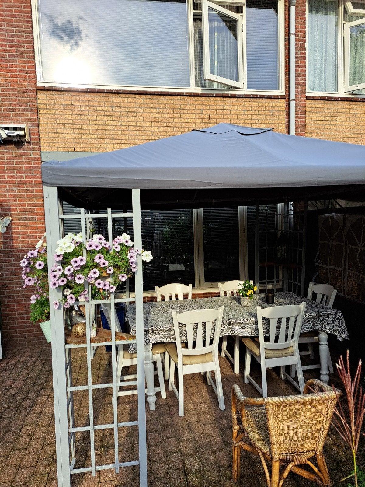 prieel , tafel+ 6 stoelen, Ophalen of Verzenden, Gebruikt, Minder dan 5 meter, Paviljoen