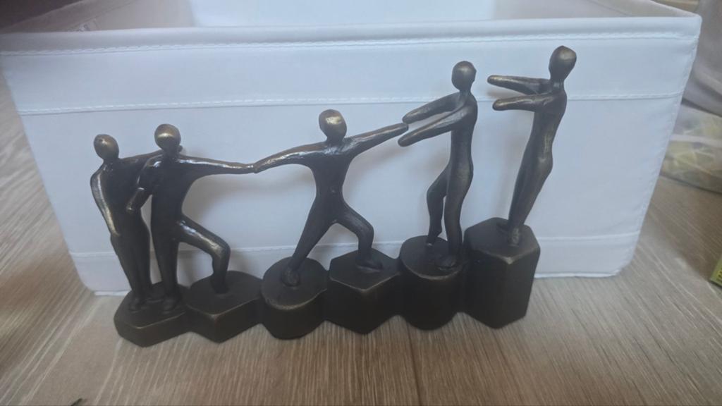 Mark Brouwers - Bronzen Beeld 'Samenwerking', Groep mensen, Gepatineerd, Ophalen of Verzenden, Brons