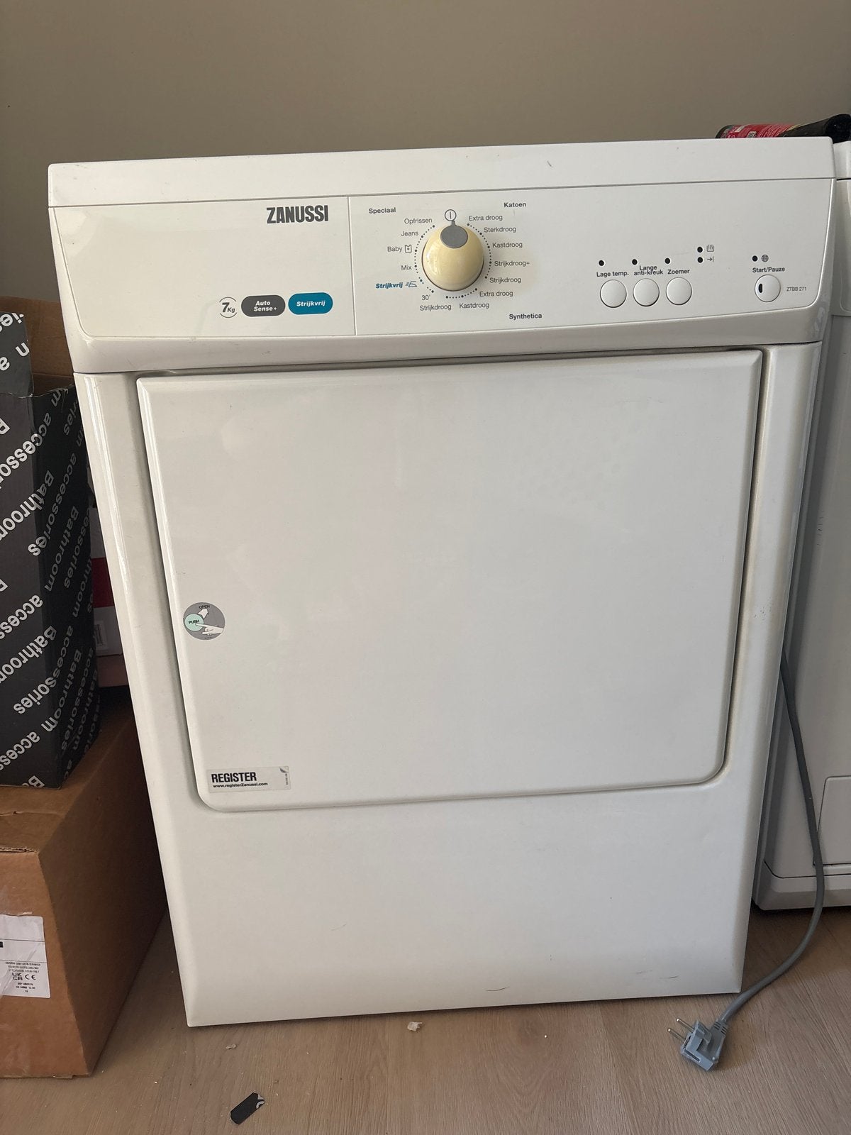 Zanussi ZTB8271 droger 7kg, 6 tot 8 kg, Overige typen, Ophalen of Verzenden, Zo goed als nieuw