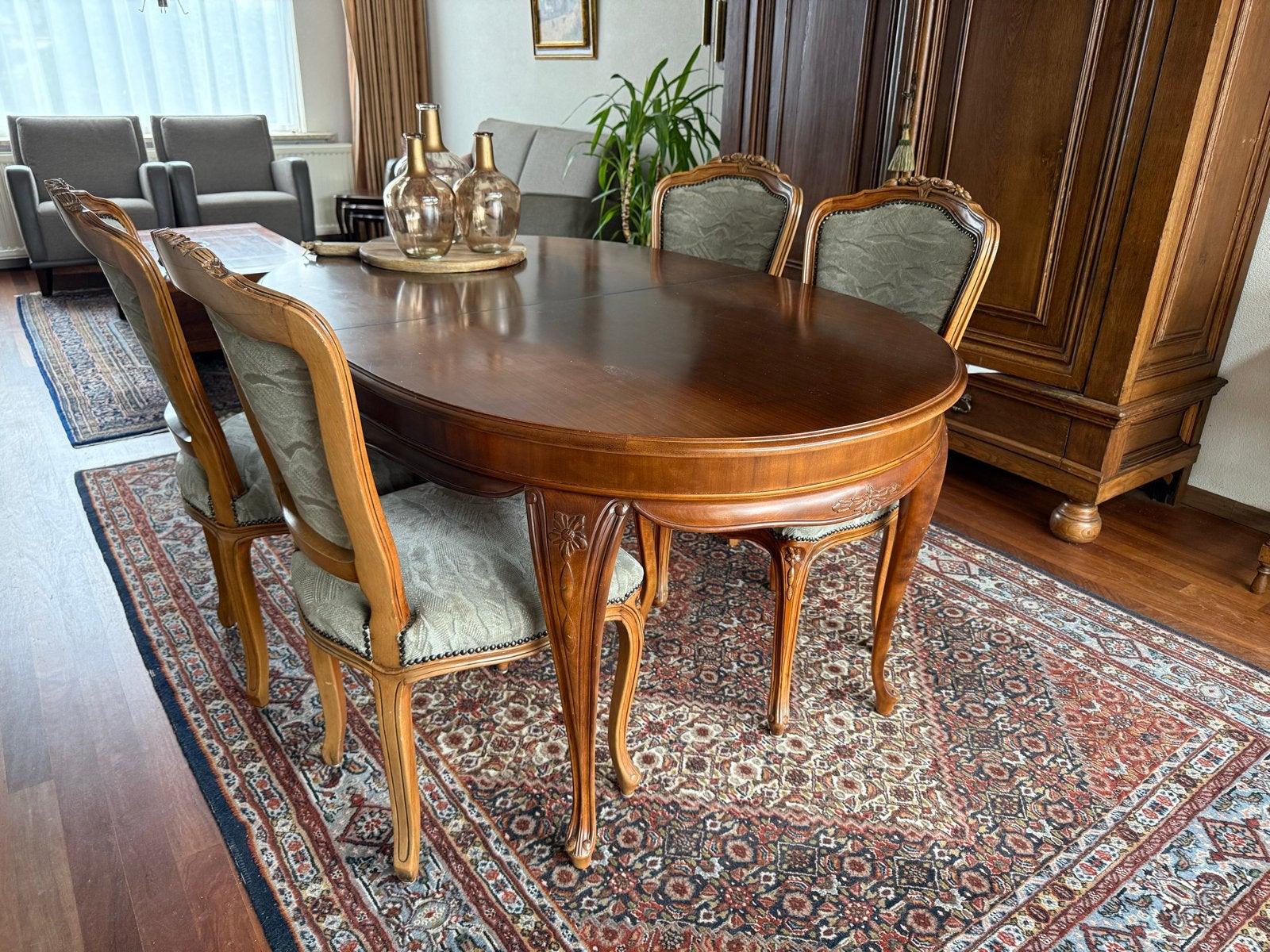 Antieke eettafel met 4 stoelen - Uitschuifbaar, Antiek en Kunst, Antiek | Meubels | Stoelen en Banken, Ophalen