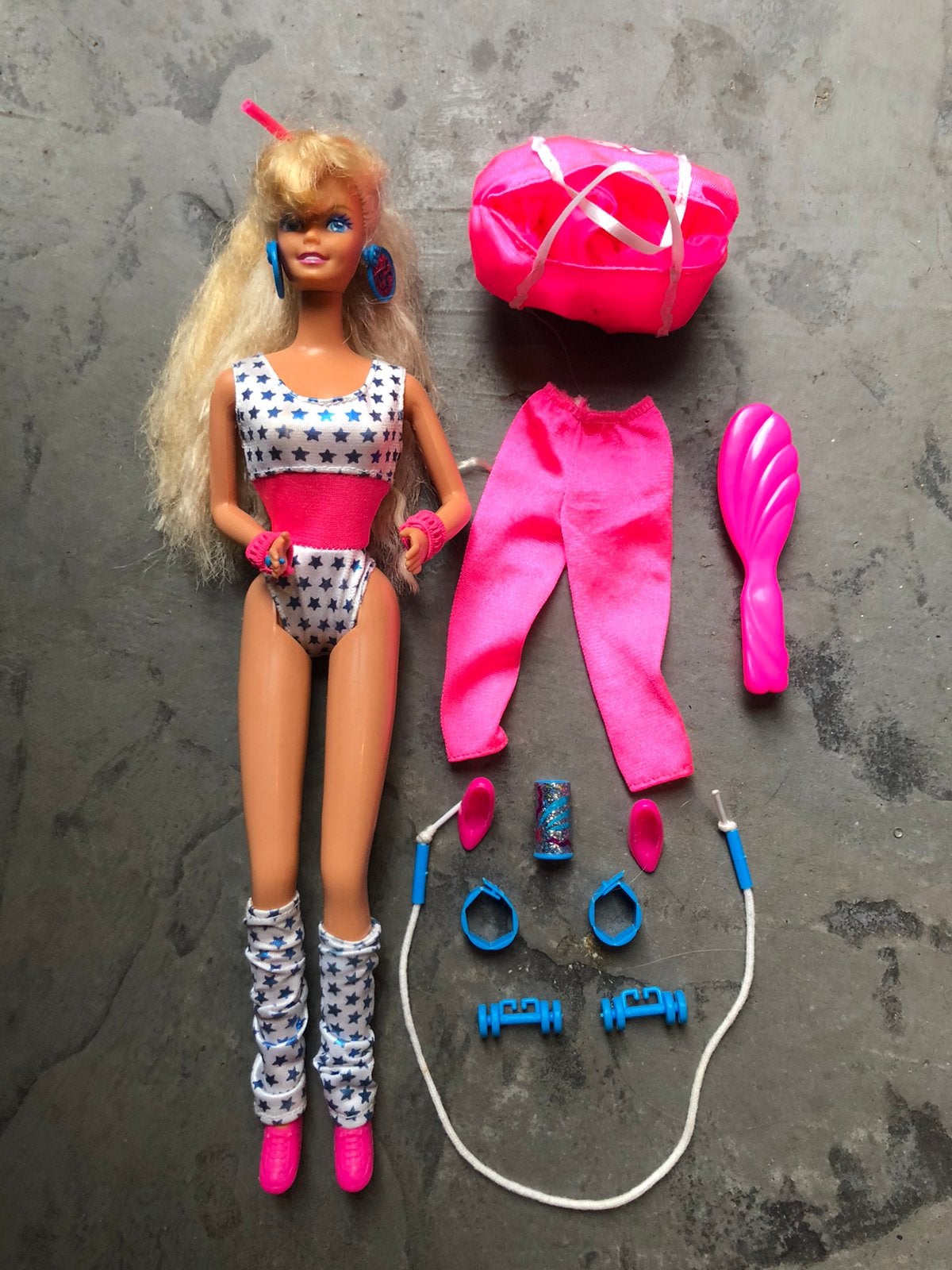 Barbie all stars earobics instructor 80/90 er jaren, Verzamelen, Ophalen, Zo goed als nieuw, Fashion Doll
