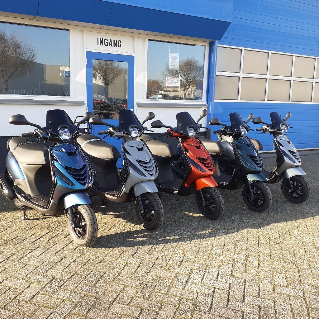 Inkoop van Vespa scooter modellen , piaggio zip , vespa lx, Fietsen en Brommers, Scooters | Vespa, Gebruikt, Overige modellen