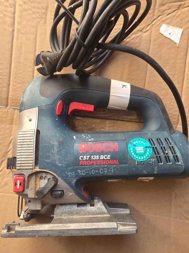 Bosch GST 135 BCE Professional Decoupeerzaag, Gebruikt, 600 tot 1200 watt, Ophalen of Verzenden, Bosch