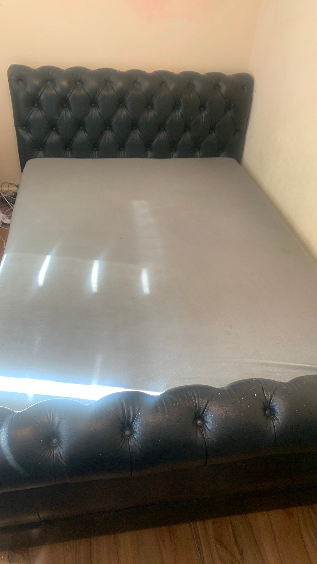 chesterfield bed, Ophalen, Zo goed als nieuw, Tweepersoons, Hout
