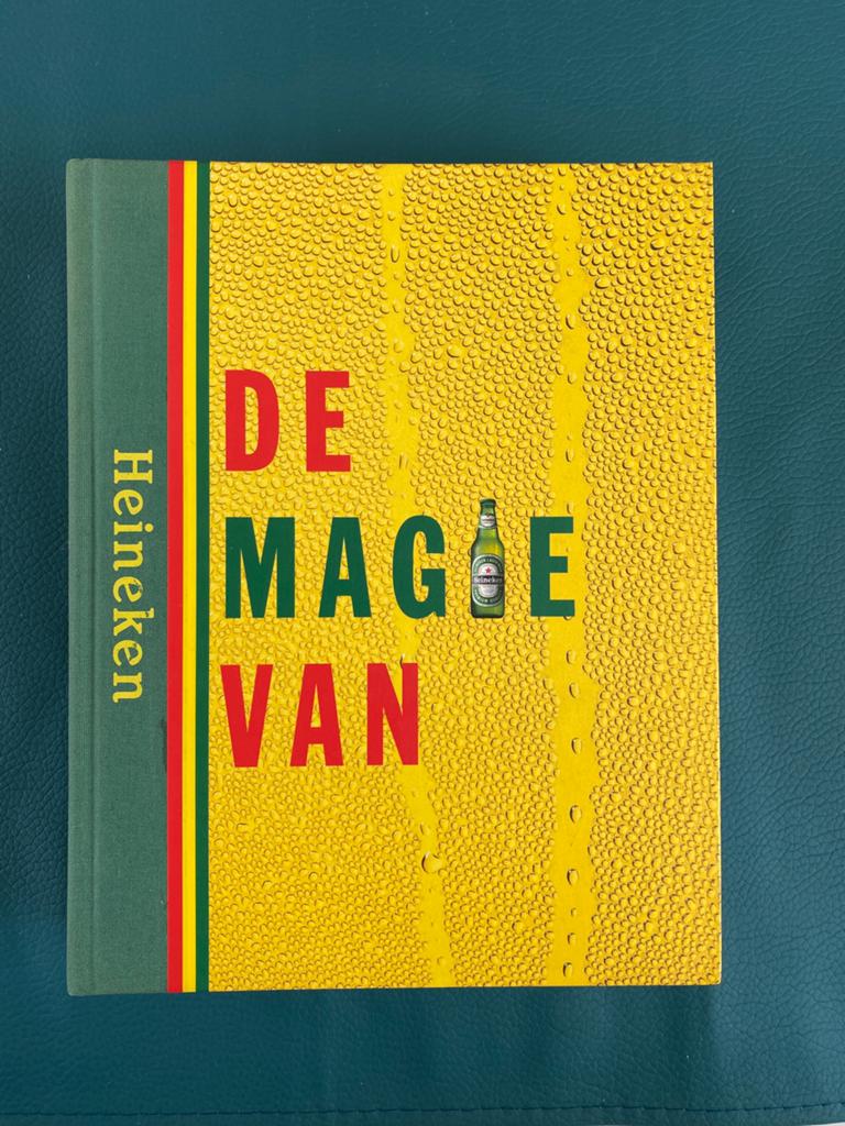 Heineken: De Magie van Bier - Geschiedenisboek, Boeken, Ophalen of Verzenden, Gelezen, Overige onderwerpen