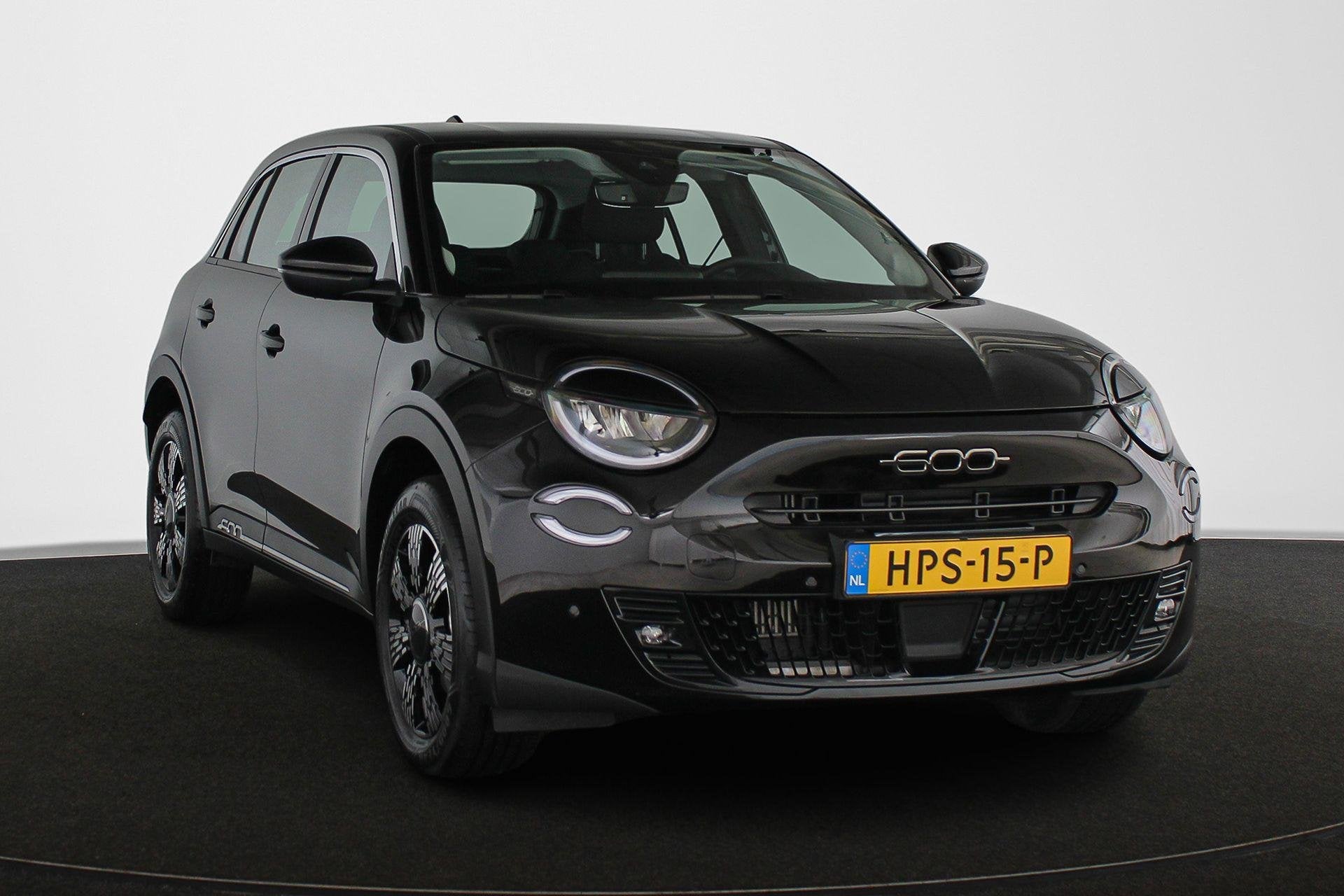 Fiat 600 1.2 Hybrid Urban Stoelverwarming Camera Keyless Car, Auto's, Stof, Gebruikt, 1199 cc, 620 kg
