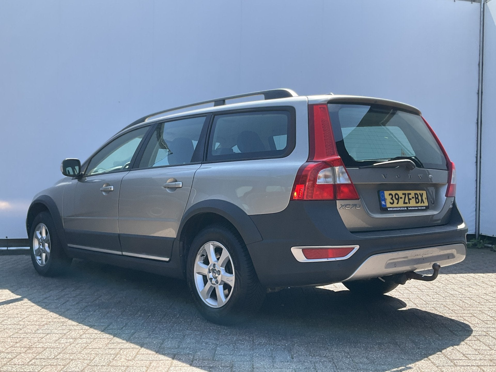 Volvo XC70 3.2 Momentum Youngtimer Automaat Trekhaak Leer Cr, Auto's, Volvo, Automaat, 238 pk, XC70, Vierwielaandrijving