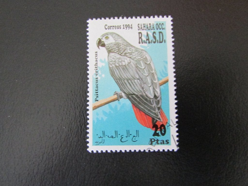 Postzegel Vogel: Grijze Roodstaart Papegaai uit Sahara, Ophalen of Verzenden, Gestempeld, Dier of Natuur