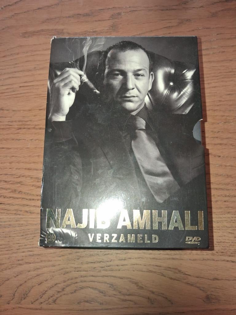 Najib amhali  5 dvd box   zgan., Alle leeftijden, Ophalen of Verzenden, Zo goed als nieuw, Stand-up of Theatershow