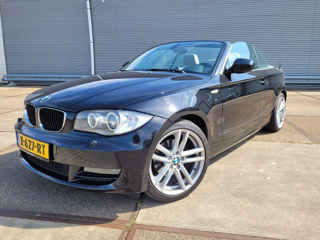 BMW 1 Serie Cabrio 125i High Executive 6 Cil Automaat, leder, Auto's, Euro 5, Achterwielaandrijving, Gebruikt, 4 stoelen