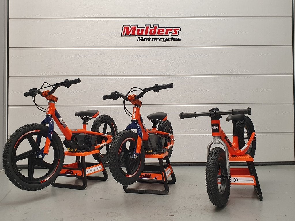 KTM SX-E 1.12 en 16 (bj 2025), Motoren, Motoren | KTM, KTM, Bedrijf, Crossmotor, Sluisweg 20
6581 KA  Malden, NL