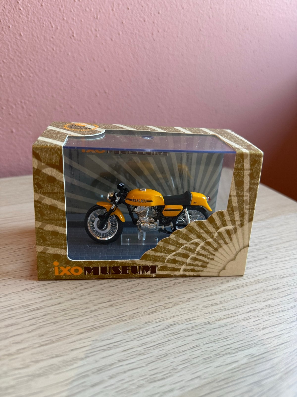 Ducati 350 Mk3 Desmo 1974 modelmotor, Ophalen of Verzenden, Nieuw, Auto, Overige merken