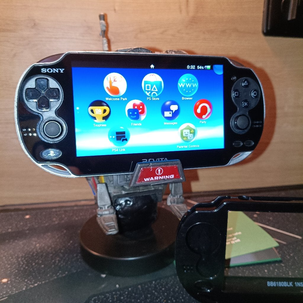 PS VITA 1000 OLED - New Screen New Back touch pad!, Spelcomputers en Games, Ophalen of Verzenden, Refurbished, Zwart, Met camera