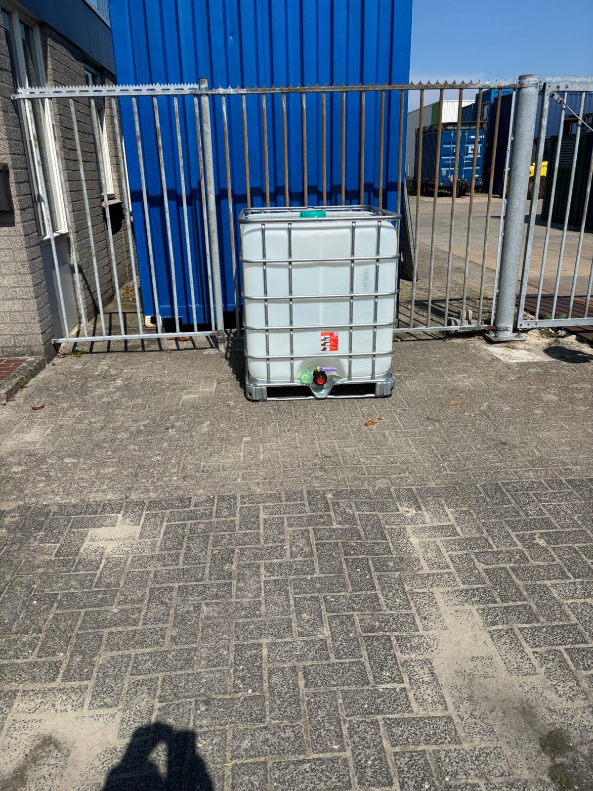 Ibc wit 1000liter gespoeld, Tuin en Terras, Regentonnen, 150 liter of meer, Ophalen, Zo goed als nieuw