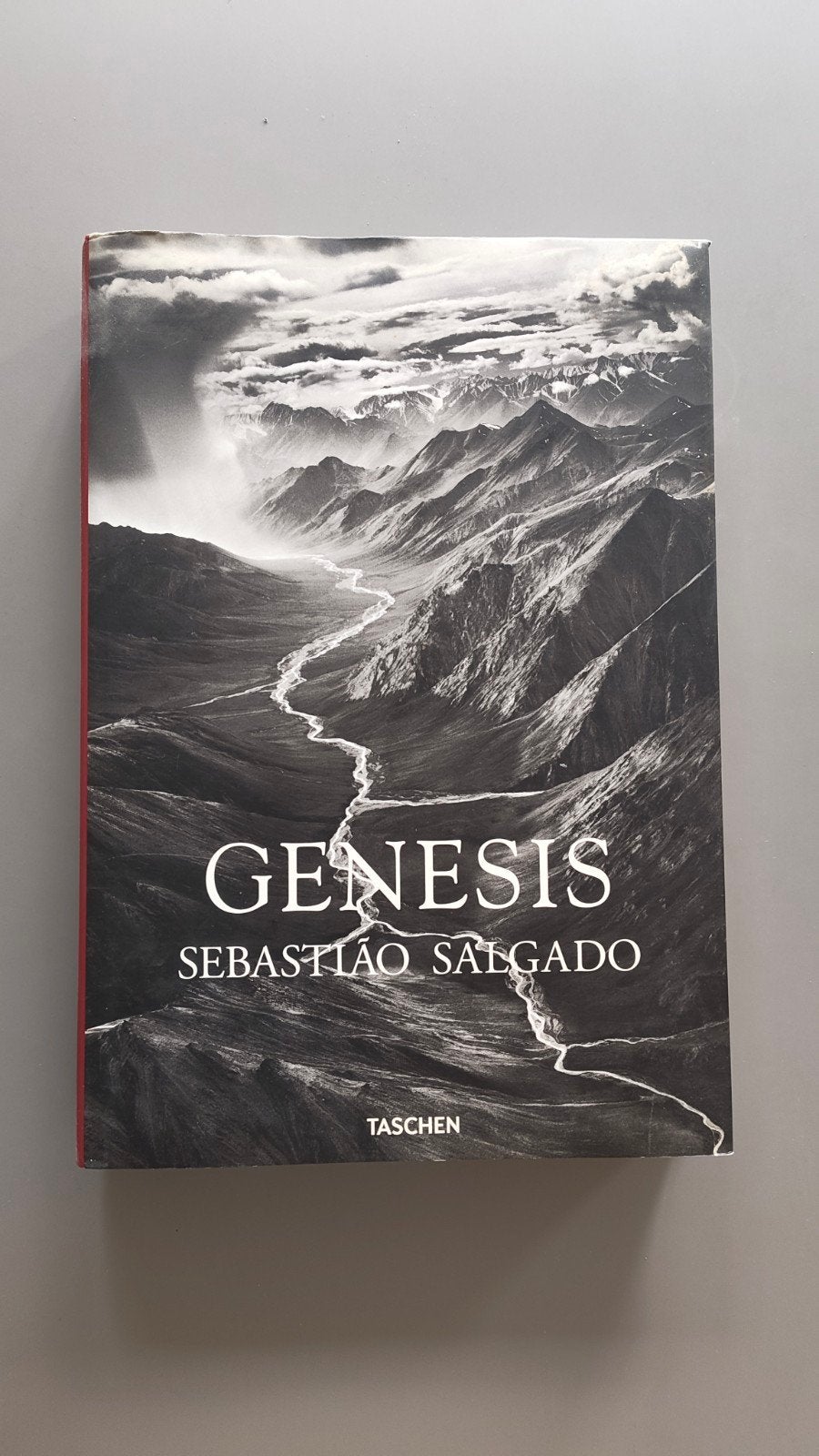 koffietafelboek Genesis - Sebastião Salgado (Taschen), Boeken, Kunst en Cultuur | Fotografie en Design, Ophalen of Verzenden, Gelezen