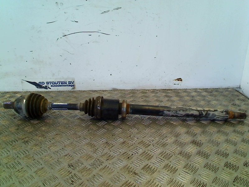 Aandrijfas Rechts Voor Volvo V70 (BW) (2009-04/2012-12), Gebruikt, Siegburger Straße 229, Köln 50679, , Duitsland, Info@volvocars.com