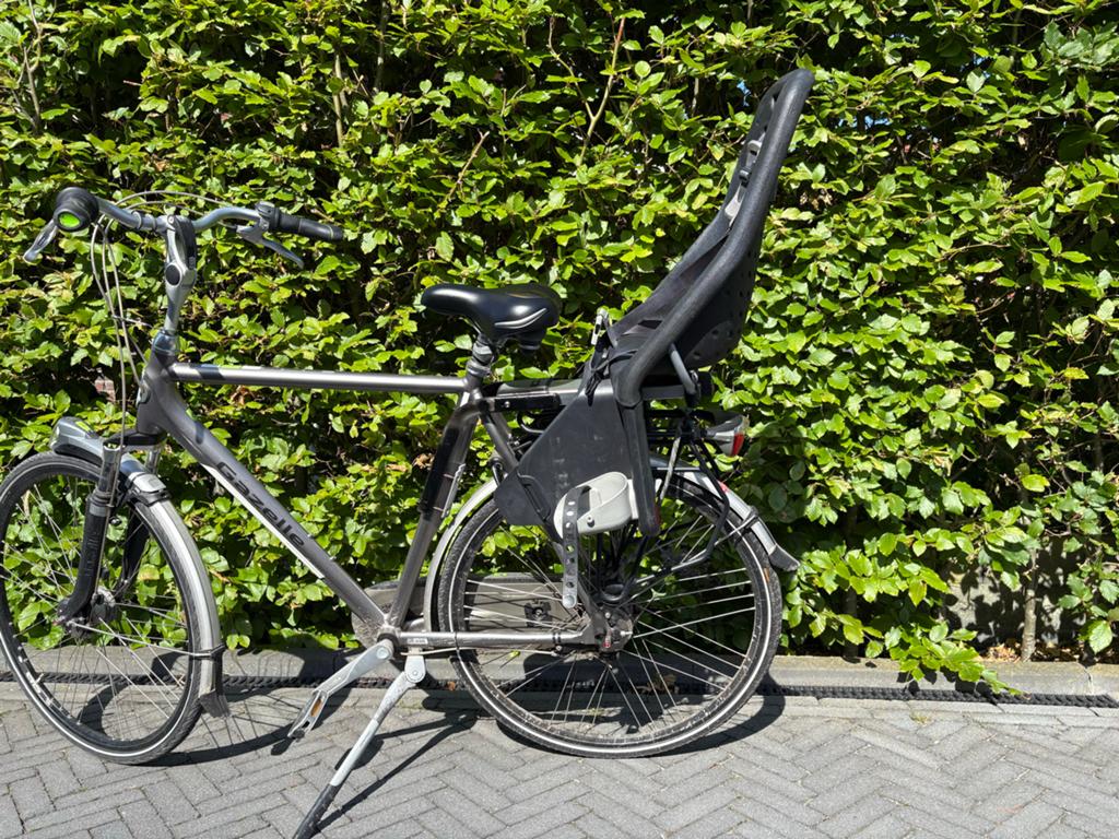 Yepp fietsstoeltje met 2 houders, Fietsen en Brommers, Ophalen, Achterzitje, 9 t/m 36 kg, Gebruikt