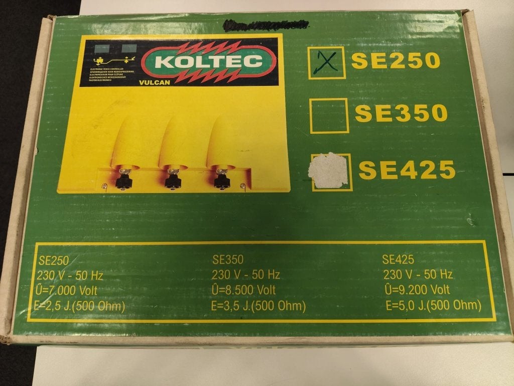 Koltec schrikdraadapparaat + toebehoren, Dieren en Toebehoren, Toebehoren
