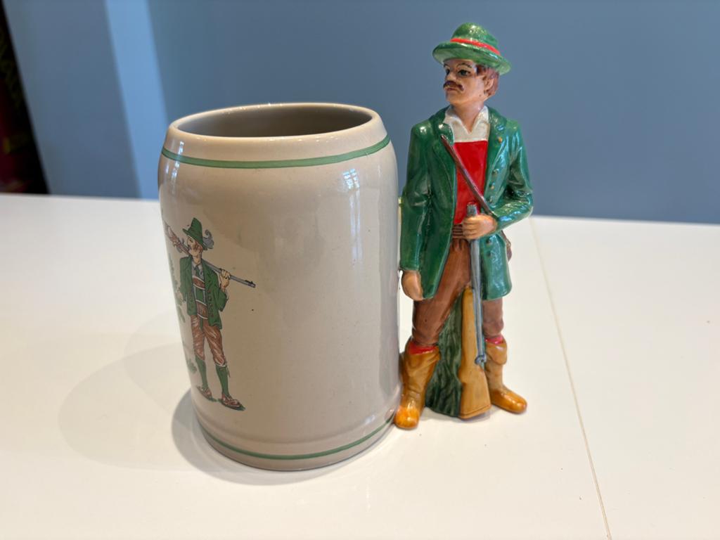 Bierpul met jager, Ophalen of Verzenden