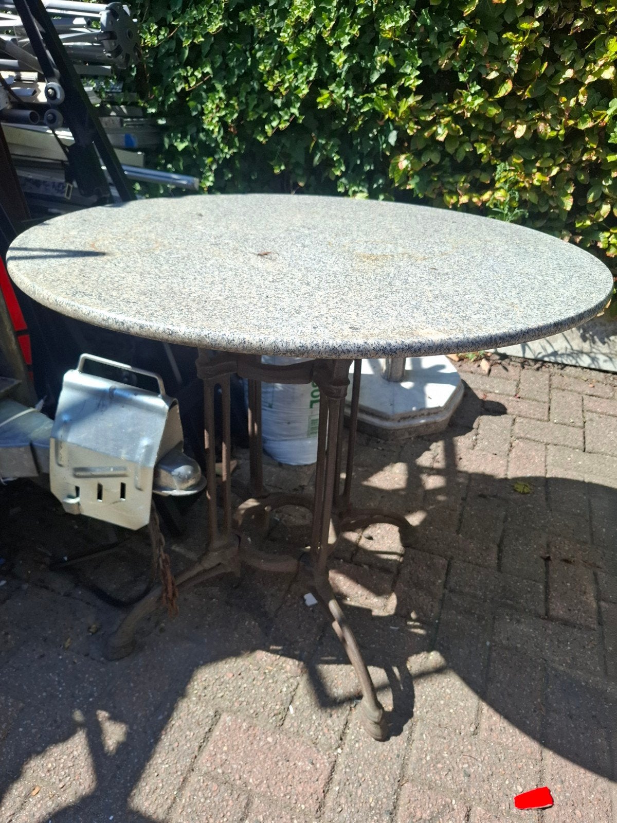 Gietijzeren tafel tuintafel, Ophalen, Gebruikt, Rond, Metaal