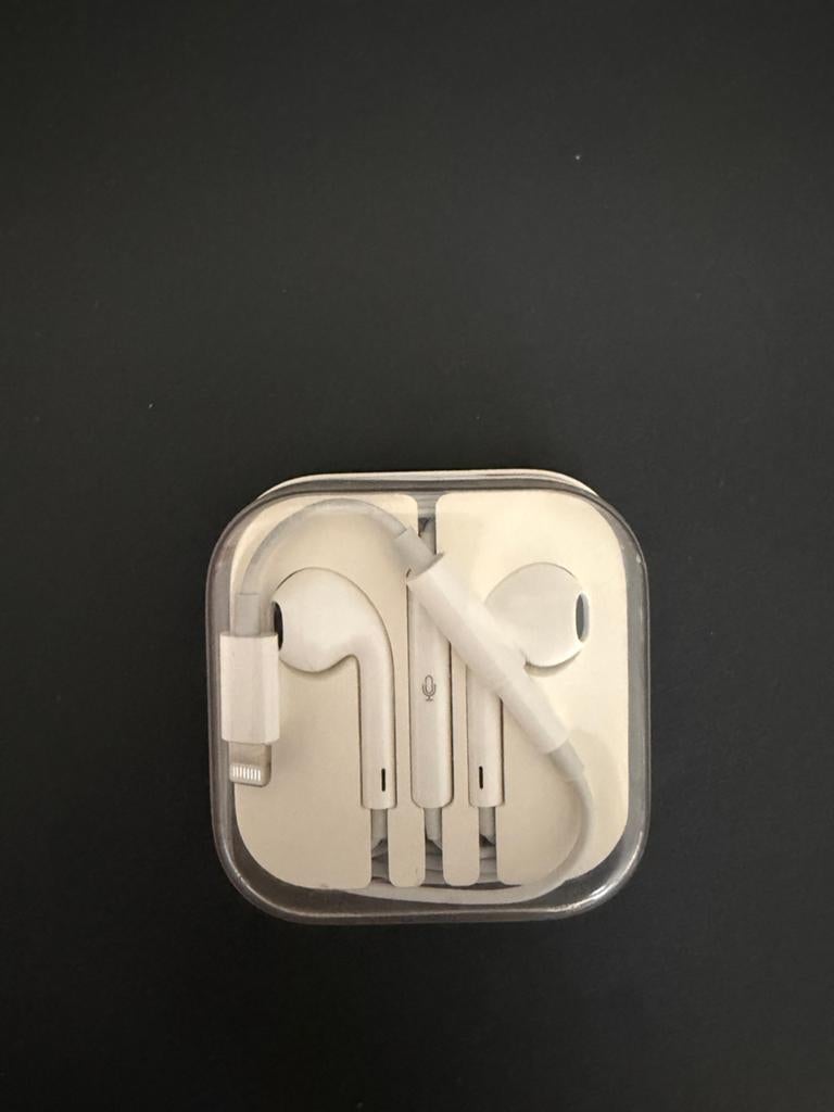 Apple Earpods met Lightning-connector (Nieuw), Ophalen of Verzenden, Nieuw, Op oor (supra aural), Overige merken