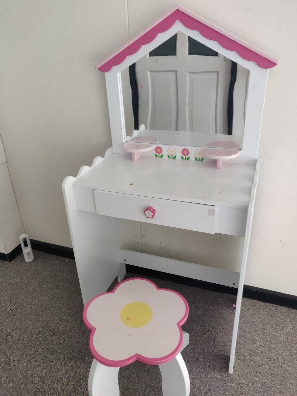 kinder kaptafel met krukje, Huis en Inrichting, Ophalen, Gebruikt, 50 tot 100 cm, Minder dan 100 cm