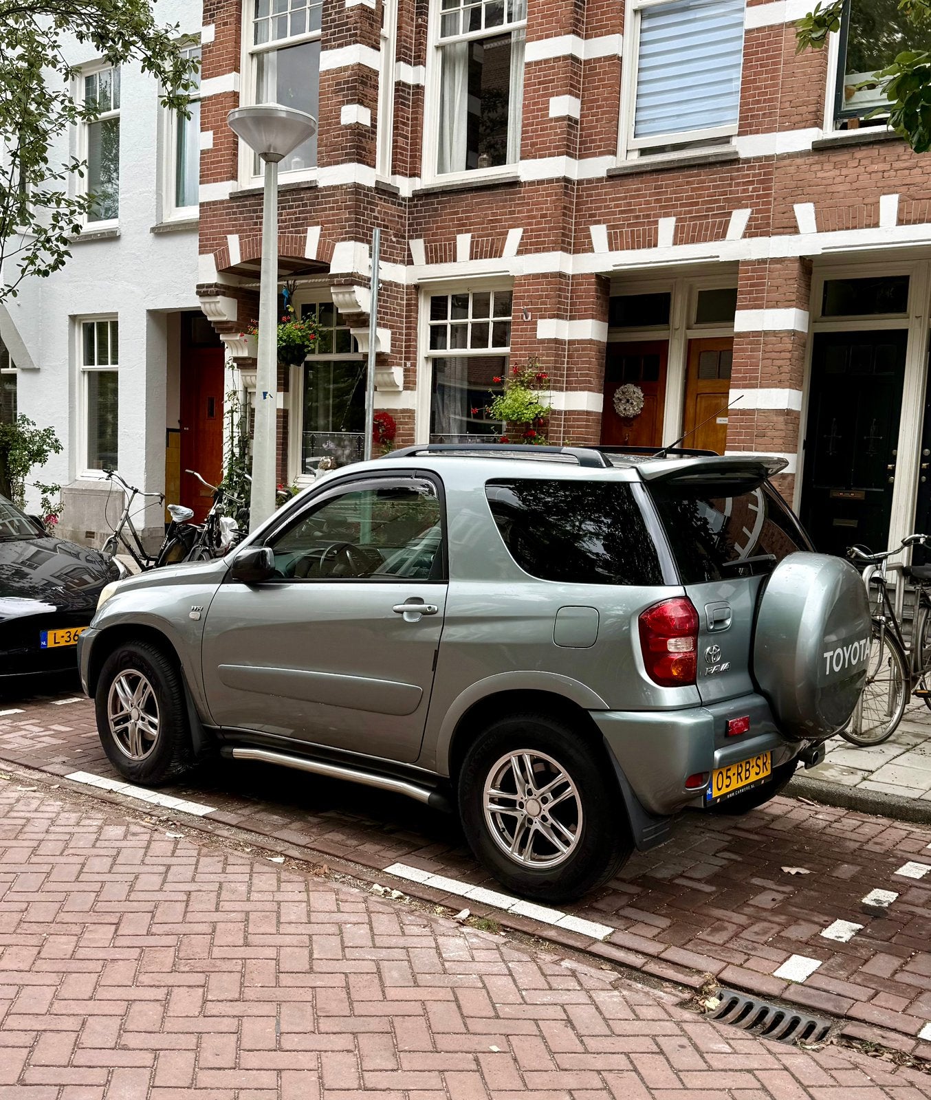 Toyota Rav4 1.8 3DR Linea Terra 2005 licht Groen/grijs, Auto's, Voorwielaandrijving, 4 cilinders, 1095 kg, 4 stoelen
