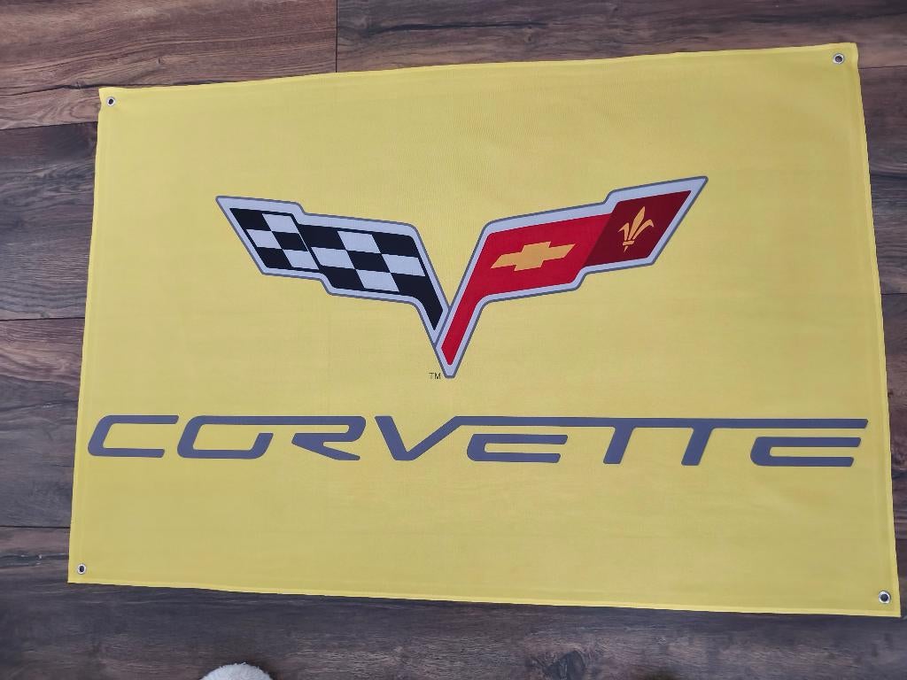 CORVETTE BANNER 60X90 CM MET BEVESTIGGING OGEN, Ophalen of Verzenden, Nieuw