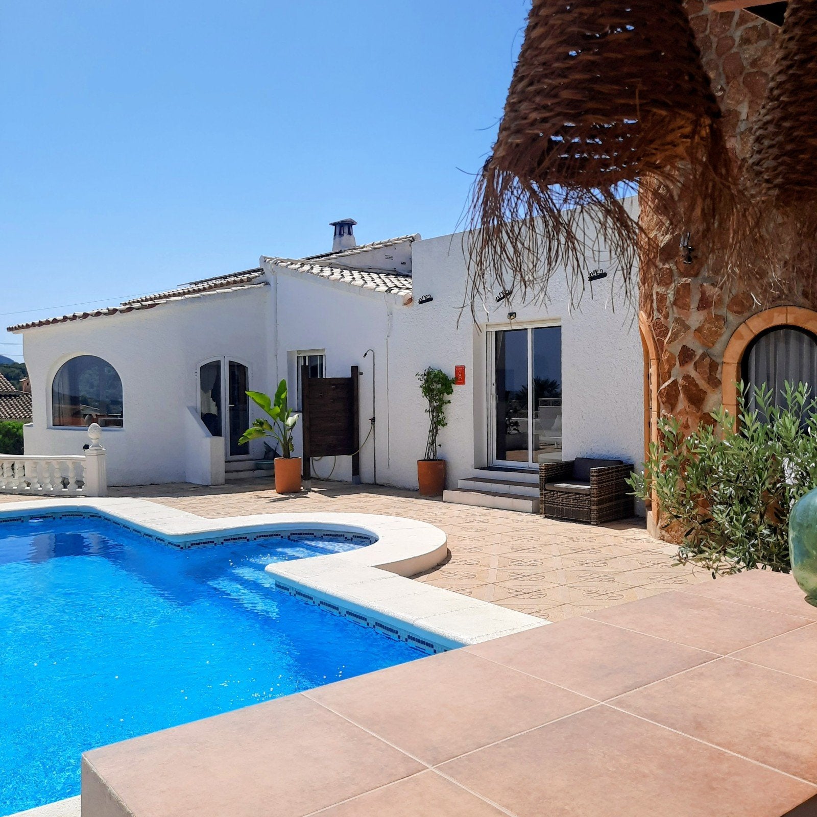 Prachtige villa te koop dichtbij de zee en Javea/ Denia, Spanje, Pedreguer, Woonhuis, Verkoop zonder makelaar