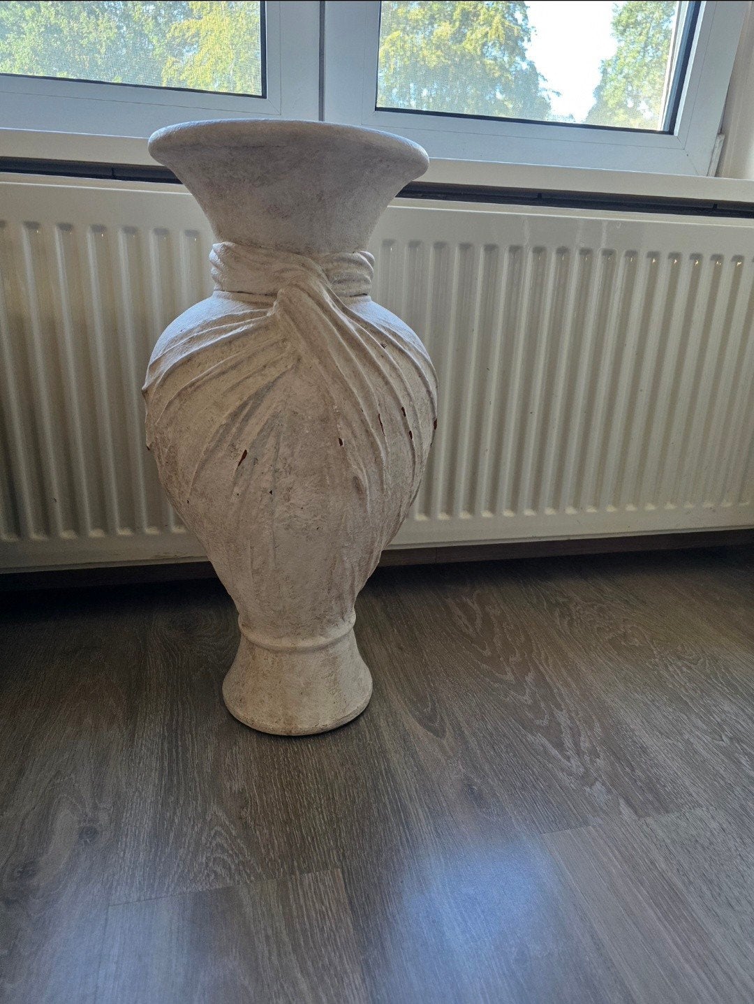 Grote vaas met pampasgras, Ophalen, Beige, Zo goed als nieuw, Inclusief decoratie