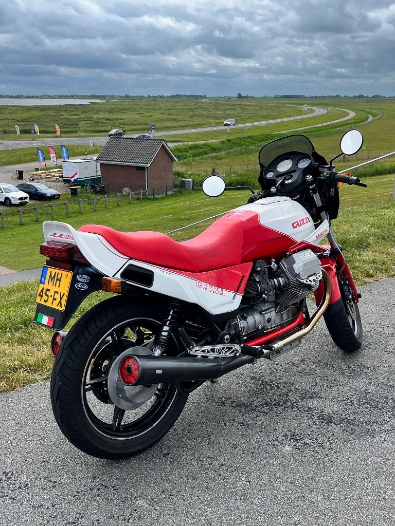 Moto Guzzi Le Mans 1000 in pracht staat, 2 cilinders, Gebruikt, Sportuitlaat, Handgeschakeld