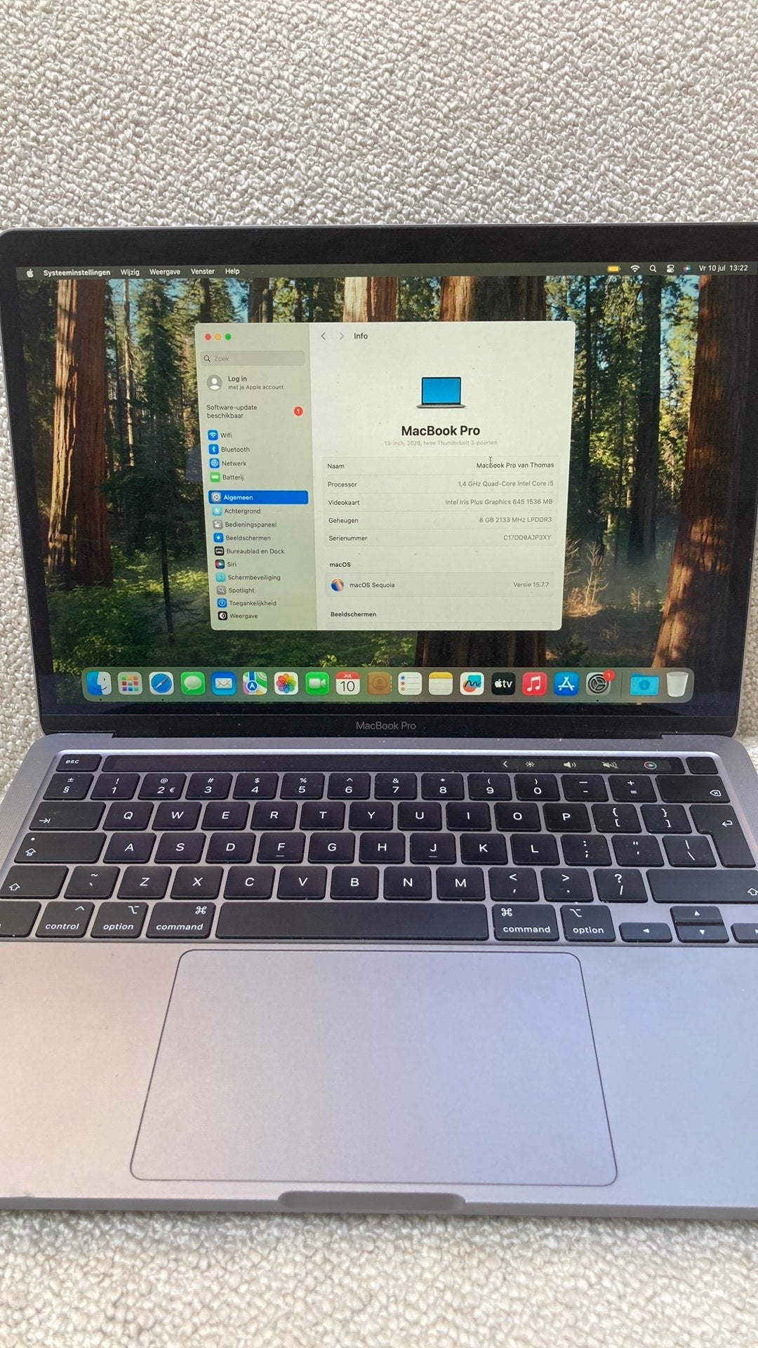 Macbook pro 13 inch 2020, 2 tot 3 Ghz, Qwerty, 13 inch, Zo goed als nieuw