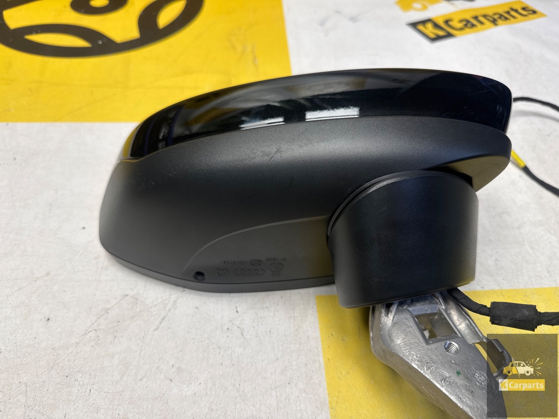 Buitenspiegel Rechts Audi A3 8V 2015-2019 MR320308 6pin A046, Info@fabrikant.eu, Fabrikantstraat 1
1000 AA  Amsterdam, NL, Fabrikant BV