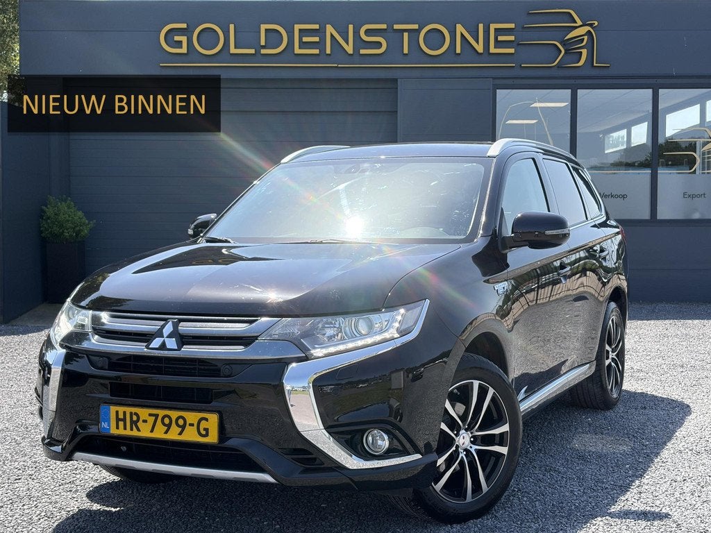Mitsubishi Outlander 2.0 PHEV Executive Edition Trekhaak,Key, 1998 cc, Stof, Euro 6, 4 cilinders