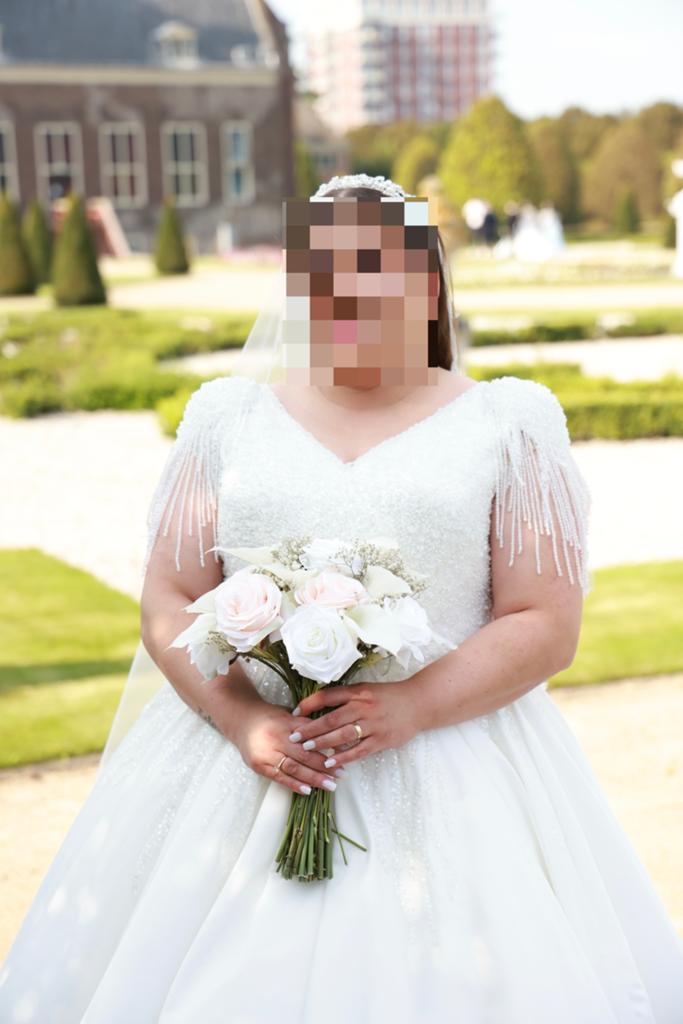 Bruidsjurk te koop! Maat L tm xxl, Kleding | Dames, Trouwkleding en Trouwaccessoires, Ophalen of Verzenden, Zo goed als nieuw