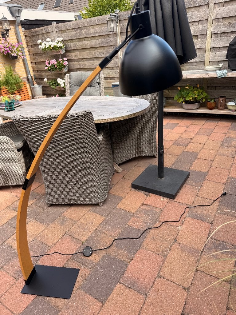 Staande houten booglamp, Huis en Inrichting, Ophalen, 100 tot 150 cm, E27 (groot), Zo goed als nieuw